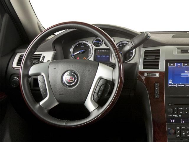 2011 Cadillac Escalade AWD Luxury