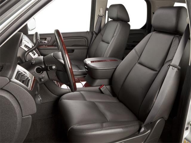 2011 Cadillac Escalade AWD Luxury