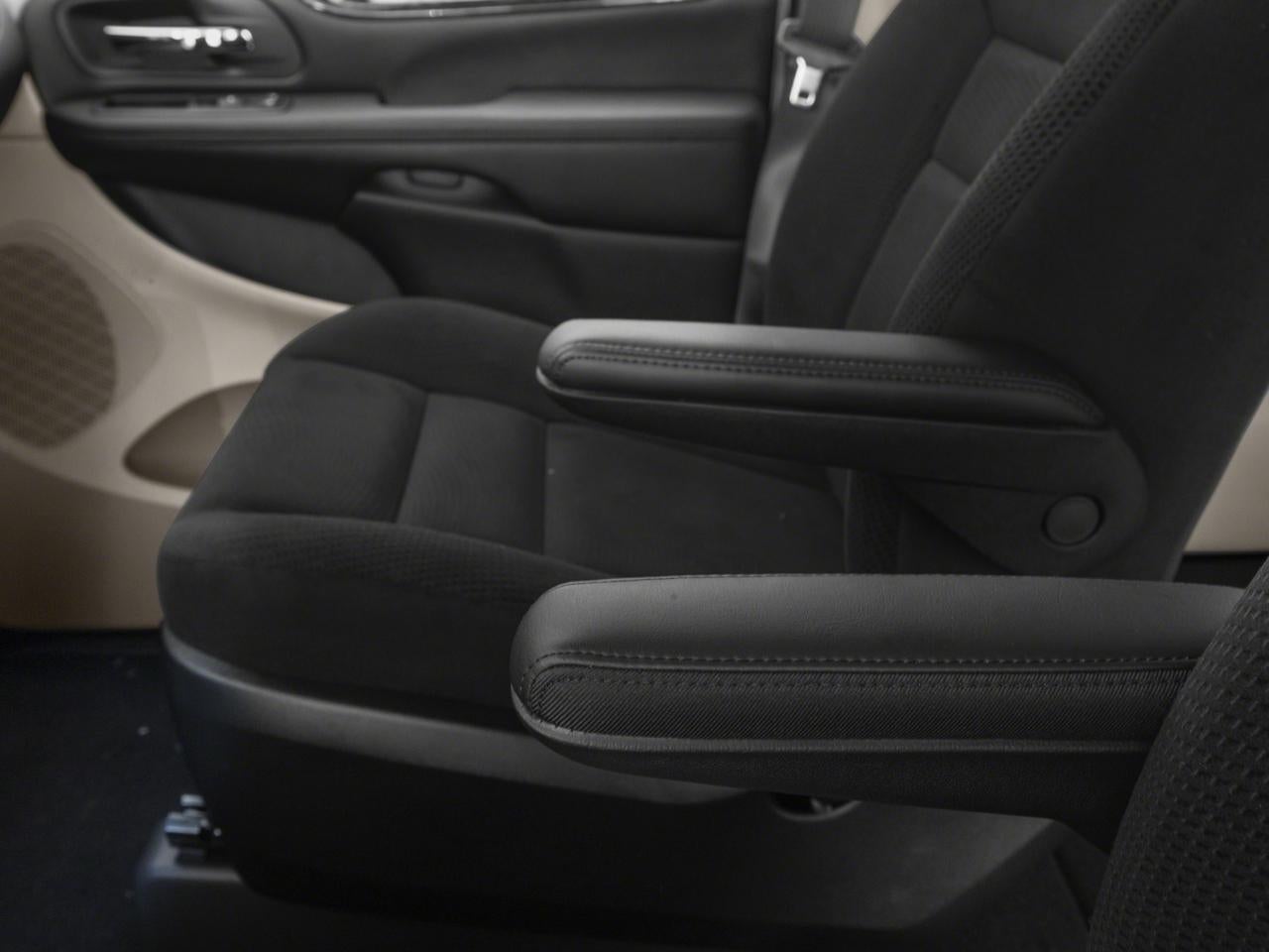 2017 Dodge Grand Caravan SXT Wagon
