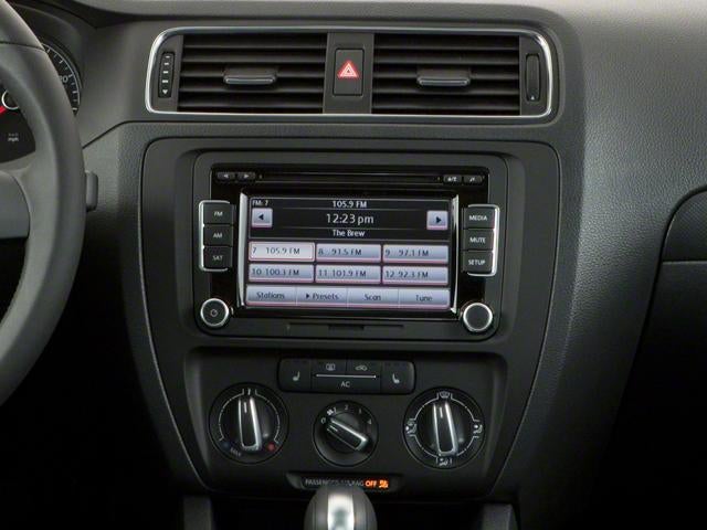 2011 Volkswagen Jetta 4dr Auto SE PZEV Sedan