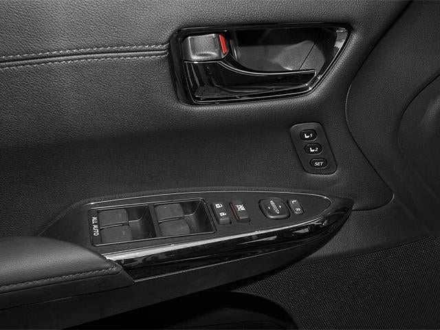 2013 Toyota Avalon 4dr Sdn XLE (Natl)
