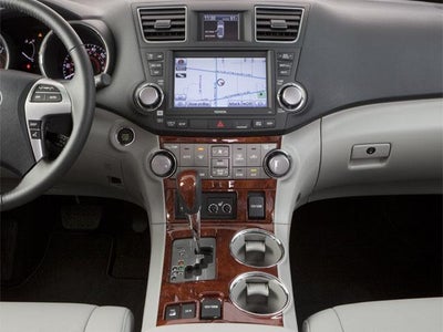 2011 Toyota Highlander FWD 4dr V6 Base (Natl)