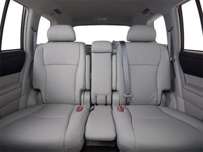 2011 Toyota Highlander FWD 4dr V6 Base (Natl)