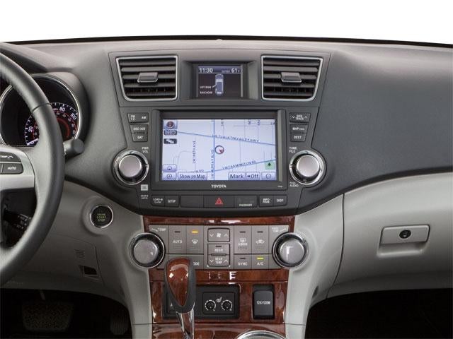 2011 Toyota Highlander FWD 4dr V6 Base (Natl)