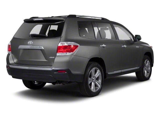 2011 Toyota Highlander FWD 4dr V6 Base (Natl)